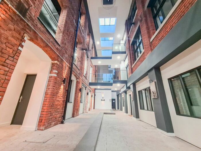 2 Bedroom Flat To Rent In Printing Press House, School Street, Manchester, M4