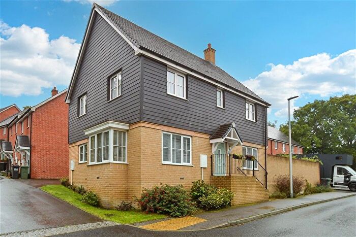 4 Bedroom Detached House For Sale In Millennium Way, Heathfield, East Sussex, TN21