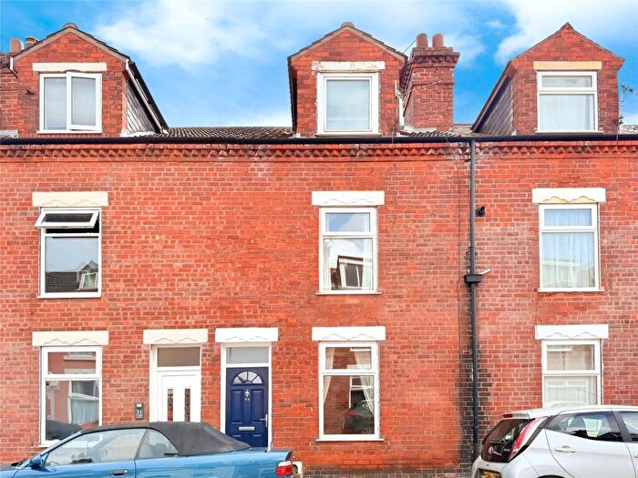 4 Bedroom Terraced House For Sale In Carter Street, Goole, East Yorkshire, DN14