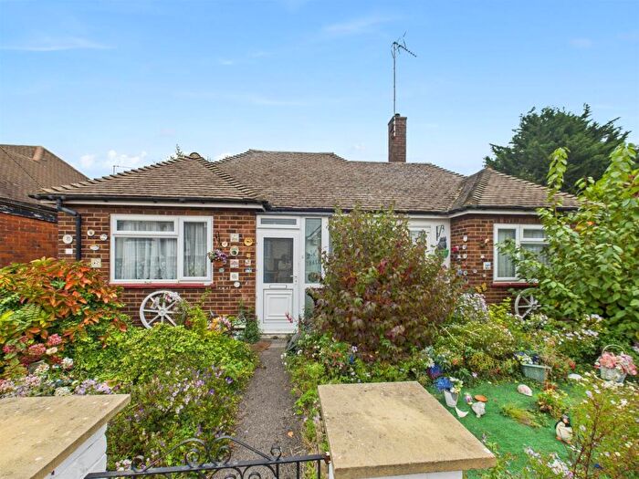 3 Bedroom Detached Bungalow For Sale In Willow Gardens, Ruislip, HA4