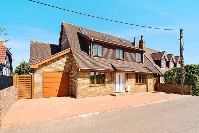 5 Bedroom Detached House For Sale In Abbotts Court Road, Hoo, Kent., ME3