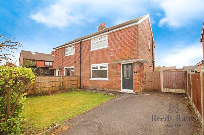 2 Bedroom Semi-Detached House To Rent In Cinnamon Hill Drive North, Walton-le-Dale, Preston, Lancashire, PR5