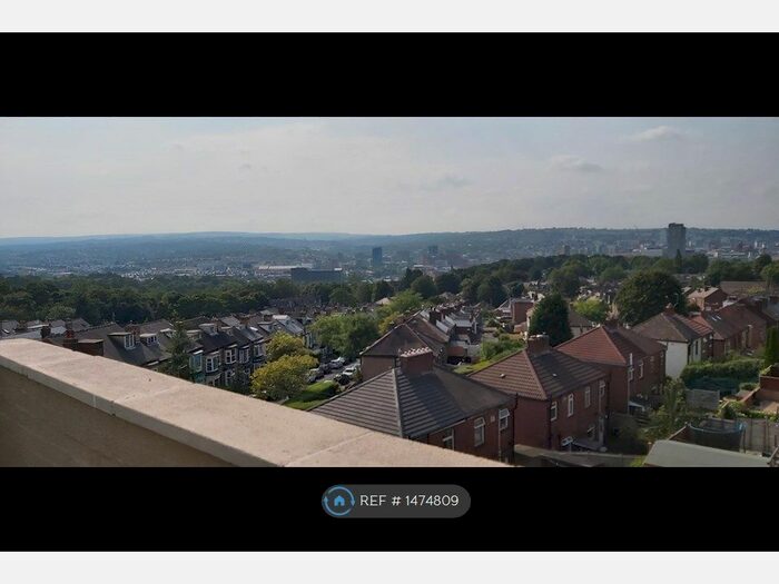3 Bedroom End Of Terrace House To Rent In City Road, Sheffield, S2