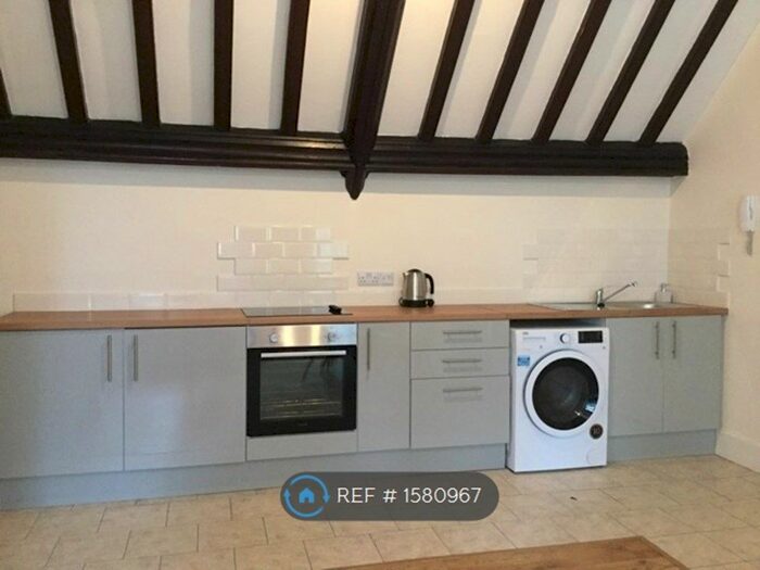 Studio To Rent In The Old Vicarage Horsefair, Banbury, OX16