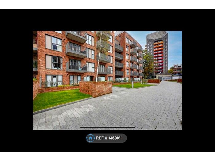 2 Bedroom Flat To Rent In Amphion Place, Maidstone, ME14