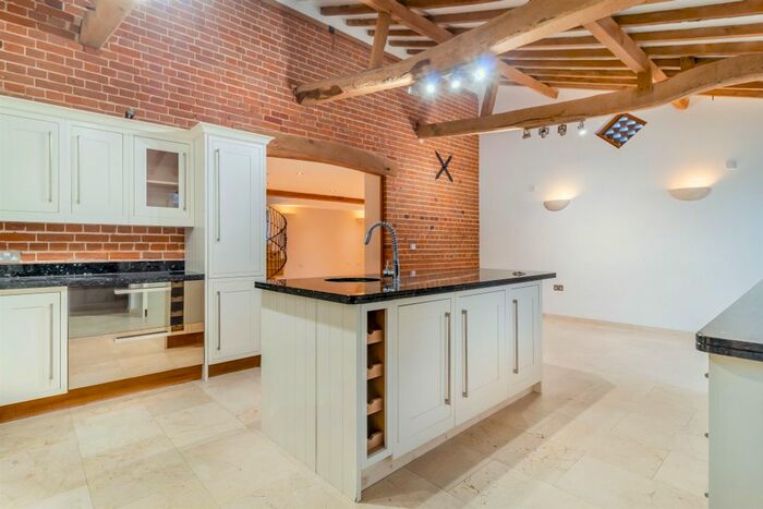 3 Bedroom Barn Conversion To Rent In The Common, Dunston, Norwich, NR14