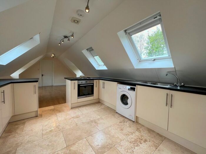 1 Bedroom Flat To Rent In Forest Road, Tunbridge Wells, TN2