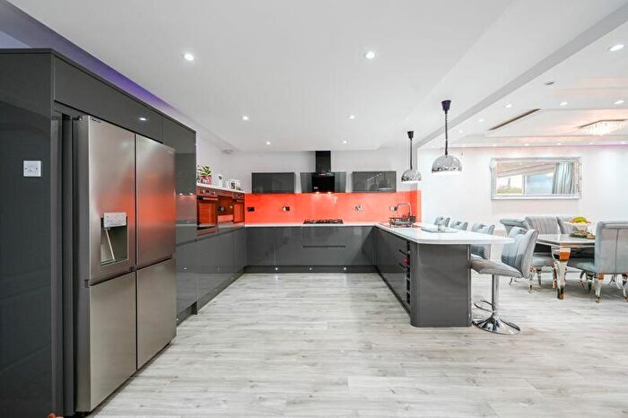 3 Bedroom Semi-Detached House For Sale In Woods Close, Haskayne, Ormskirk, L39