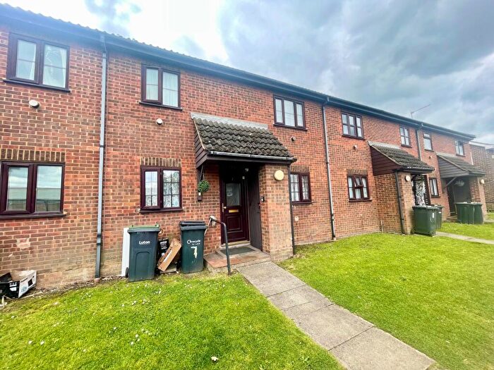 2 Bedroom Maisonette To Rent In Dallow Road, Luton, LU1