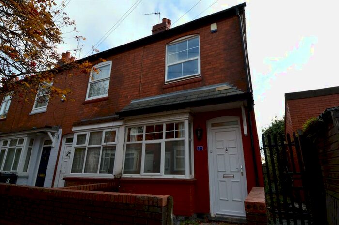 2 Bedroom End Of Terrace House To Rent In May Avenue, Runcorn Road, Balsall Heath, Birmingham, B12