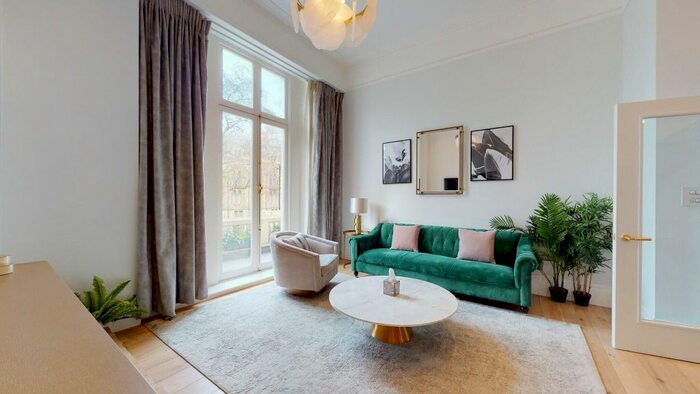 2 Bedroom Flat To Rent In Cromwell Road, London, SW7