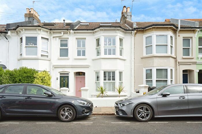 3 Bedroom Terraced House For Sale In Byron Street, Hove, BN3