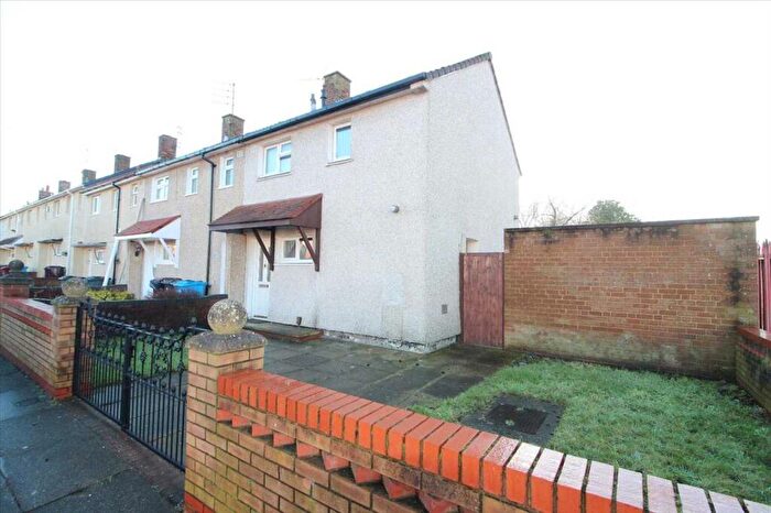 2 Bedroom End Of Terrace House For Sale In Cleadon Road, Kirkby, L32