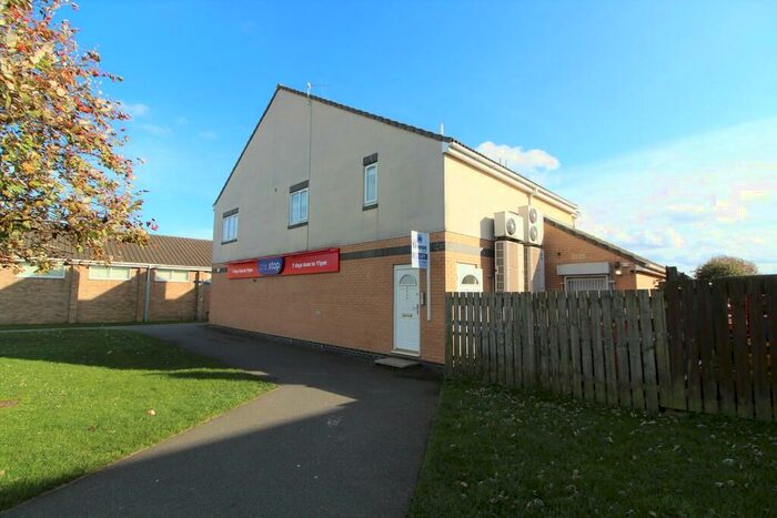 2 Bedroom Maisonette To Rent In Fulmar Drive, South Beach Estate, Blyth, NE24