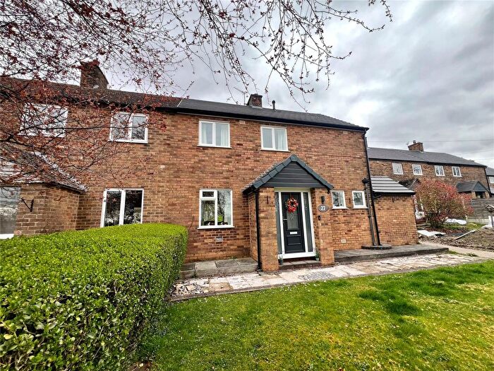 3 Bedroom Semi Detached House For Sale In Bentside Road, Disley, Stockport, Cheshire, SK12