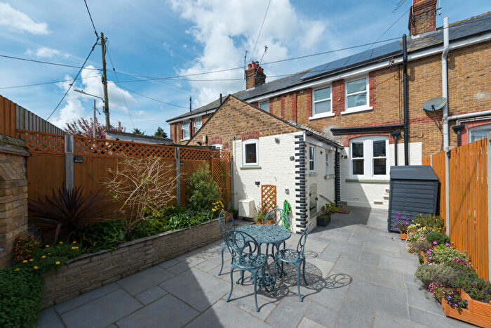 3 Bedroom Terraced House For Sale In Island Wall, Whitstable, CT5