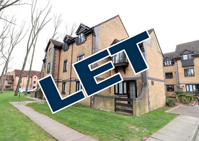 2 Bedroom Flat To Rent In Shellduck Close, Colindale, NW9