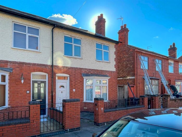 3 Bedroom Terraced House To Rent In King Edward Road, Leicester, LE5