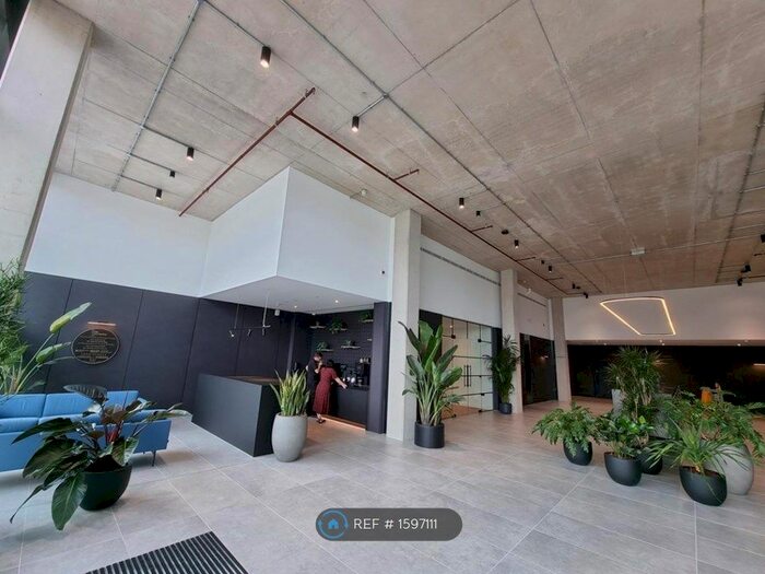 2 Bedroom Flat To Rent In Wharf End, Trafford Park, Manchester, M17