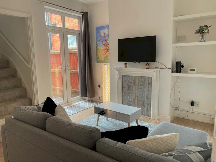 2 Bedroom Flat To Rent In Preston Road, Birmingham, B26