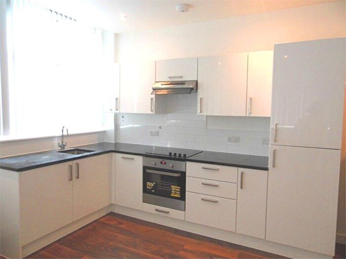 1 Bedroom Flat To Rent In Talbot Skyline, - Imperial Drive, Harrow, HA2