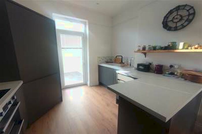 3 Bedroom House To Rent In Durham Avenue, Plymouth *available With Zero Deposit Guarantee*, PL4