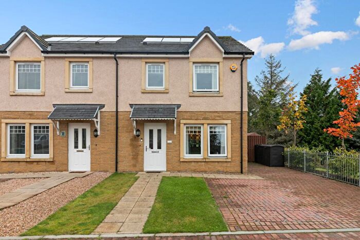 3 Bedroom Semi-Detached House For Sale In Sussex Grove, Glenboig, ML5