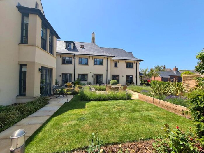 1 Bedroom Retirement Property To Rent In Fleur De Lis, Marlborough, SN8