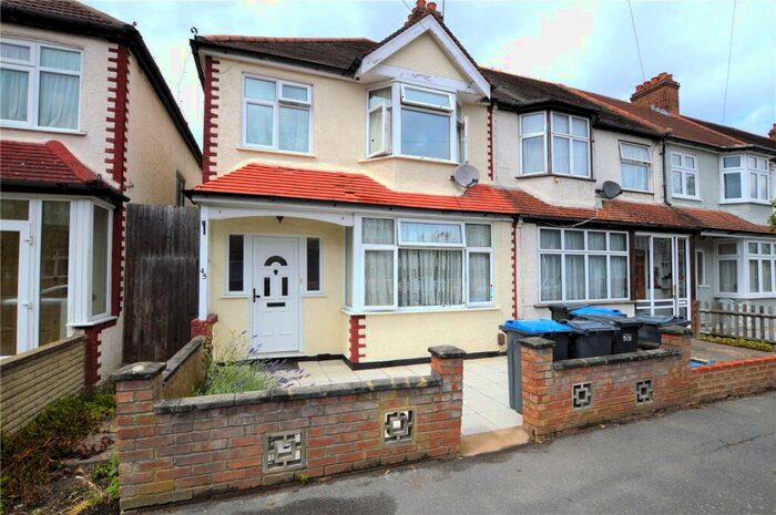 3 Bedroom Semi-Detached House To Rent In Malden Avenue, London, SE25