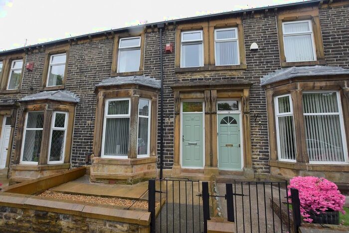 3 Bedroom Terraced House To Rent In Rosehill Road, Burnley, Lancashire, BB11