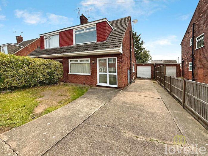 3 Bedroom Semi-Detached House For Sale In Chestnut Road, North Hykeham, LN6