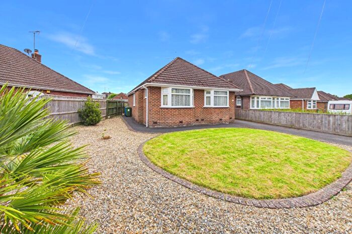 3 Bedroom Bungalow For Sale In Denison Road, Poole, Dorset, BH17