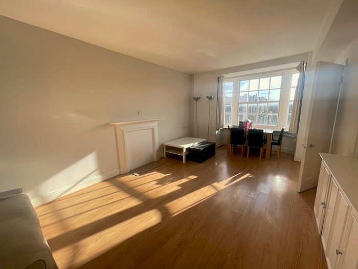 1 Bedroom Flat To Rent In Kensington Park Road, Notting Hill, W11