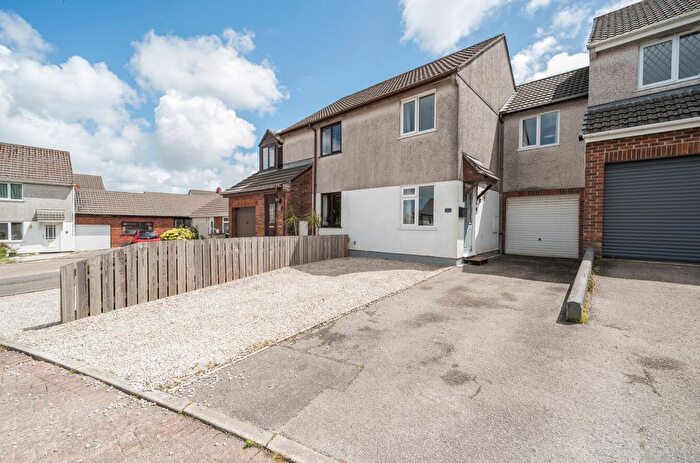 3 Bedroom Terraced House For Sale In Park Gwyn, St. Stephen, St. Austell, PL26