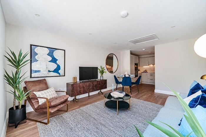 1 Bedroom Retirement Property For Sale In Pegasus Lymington Gate, - Pegasus Gate, Stanford Hill, Lymington, SO41