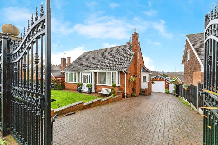 4 Bedroom Detached Bungalow For Sale In Thorogate, Rawmarsh, Rotherham, S62