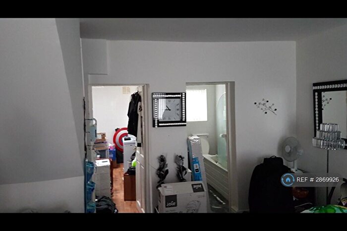 2 Bedroom Terraced House To Rent In Cullen Street, Liverpool, L8