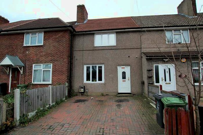 3 Bedroom Terraced House To Rent In Heathway, Dagenham, Essex, RM10