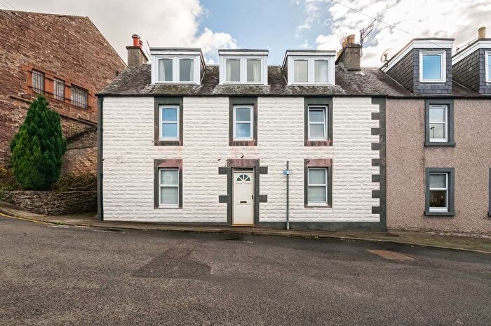 3 Bedroom Maisonette For Sale In Cornton Place, Crieff, PH7