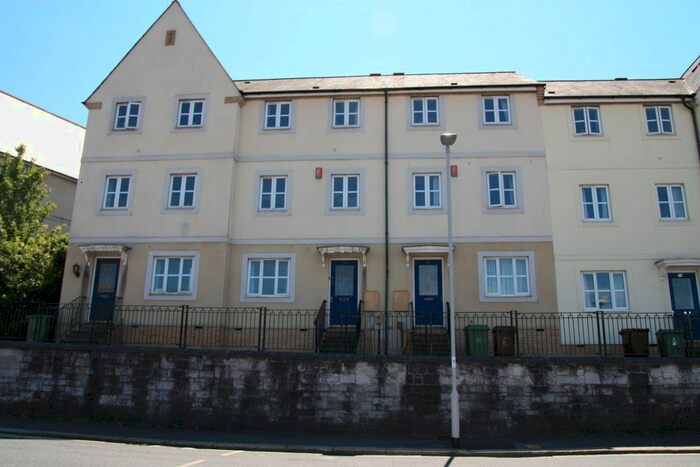 4 Bedroom Town House To Rent In Kensington Road, Plymouth PL4