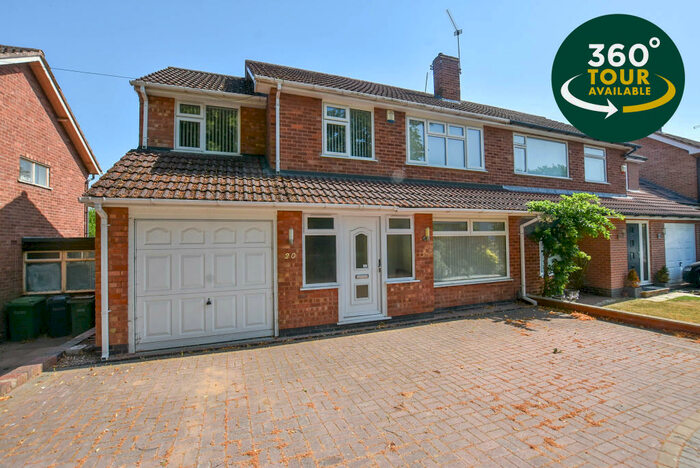 4 Bedroom Semi-Detached House To Rent In Brocks Hill Drive, Oadby, Leicester, LE2