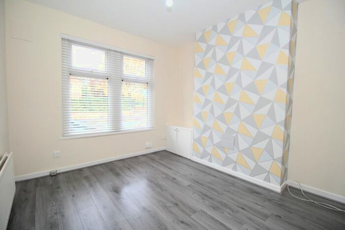 3 Bedroom Terraced House For Sale In Gorton Lane, Manchester, Greater Manchester, M18