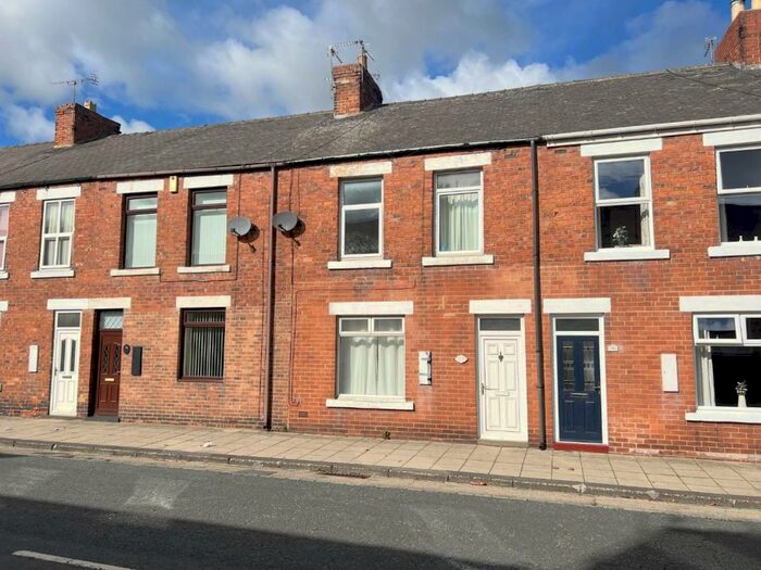 Houses for sale & to rent in DH7 9JT, Merlin Court, Deerness Durham