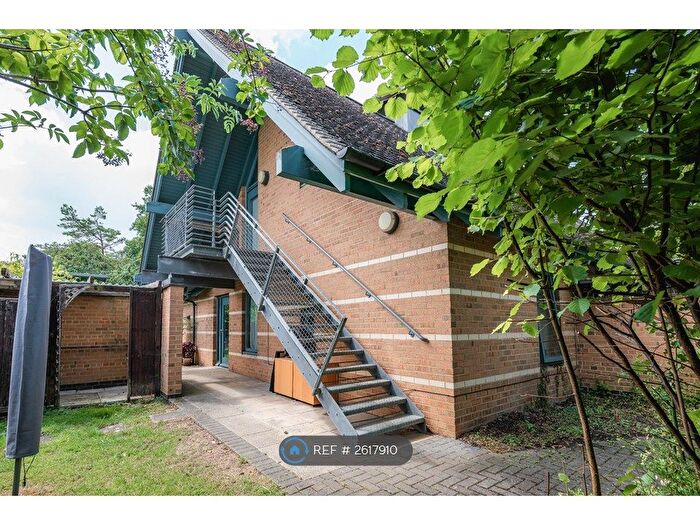 3 Bedroom Flat To Rent In Coldhams Lane, Cambridge, CB1