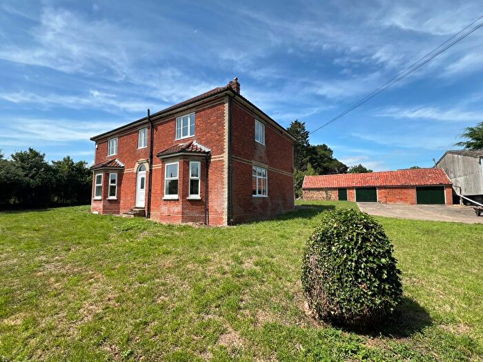 5 Bedroom Detached House To Rent In Dorleys Corner, Kelsale, Saxmundham, Suffolk, IP17