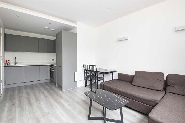 1 Bedroom Apartment To Rent In Foxhunter Drive, Linford Wood, MK14