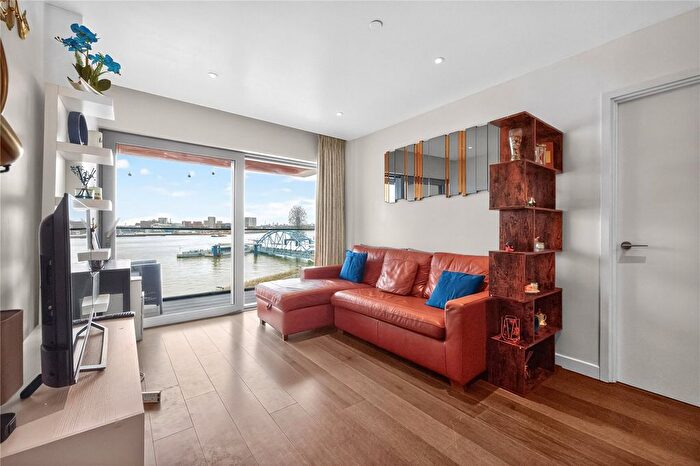 2 Bedroom Flat To Rent In Cutter Lane, London, SE10