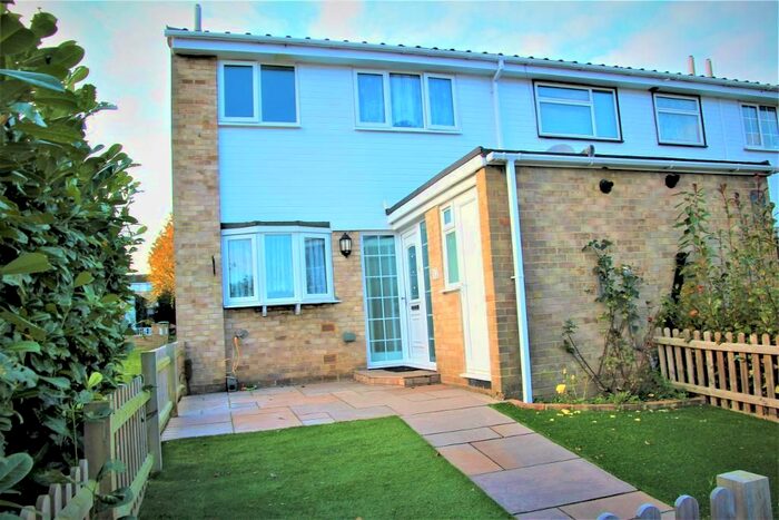 3 Bedroom End Of Terrace House To Rent In Horsmonden Close, Orpington, Kent, BR6
