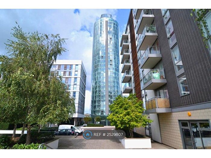 2 Bedroom Flat To Rent In Ealing Road, Brentford, TW8