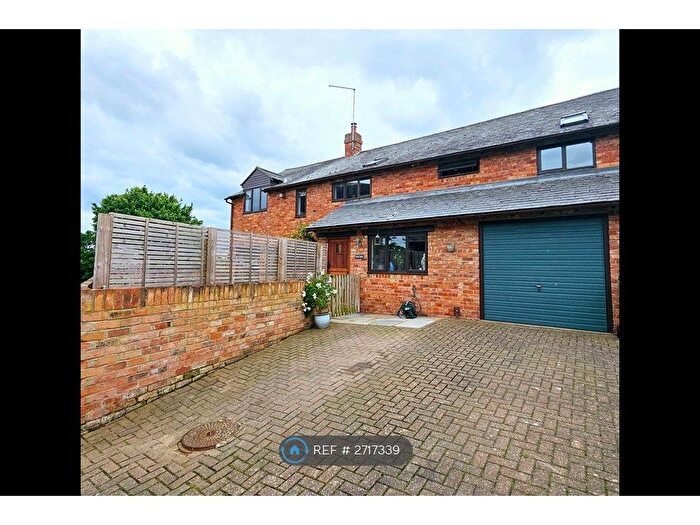 5 Bedroom Semi-Detached House To Rent In Poplars Close, Blakesley, Towcester, NN12